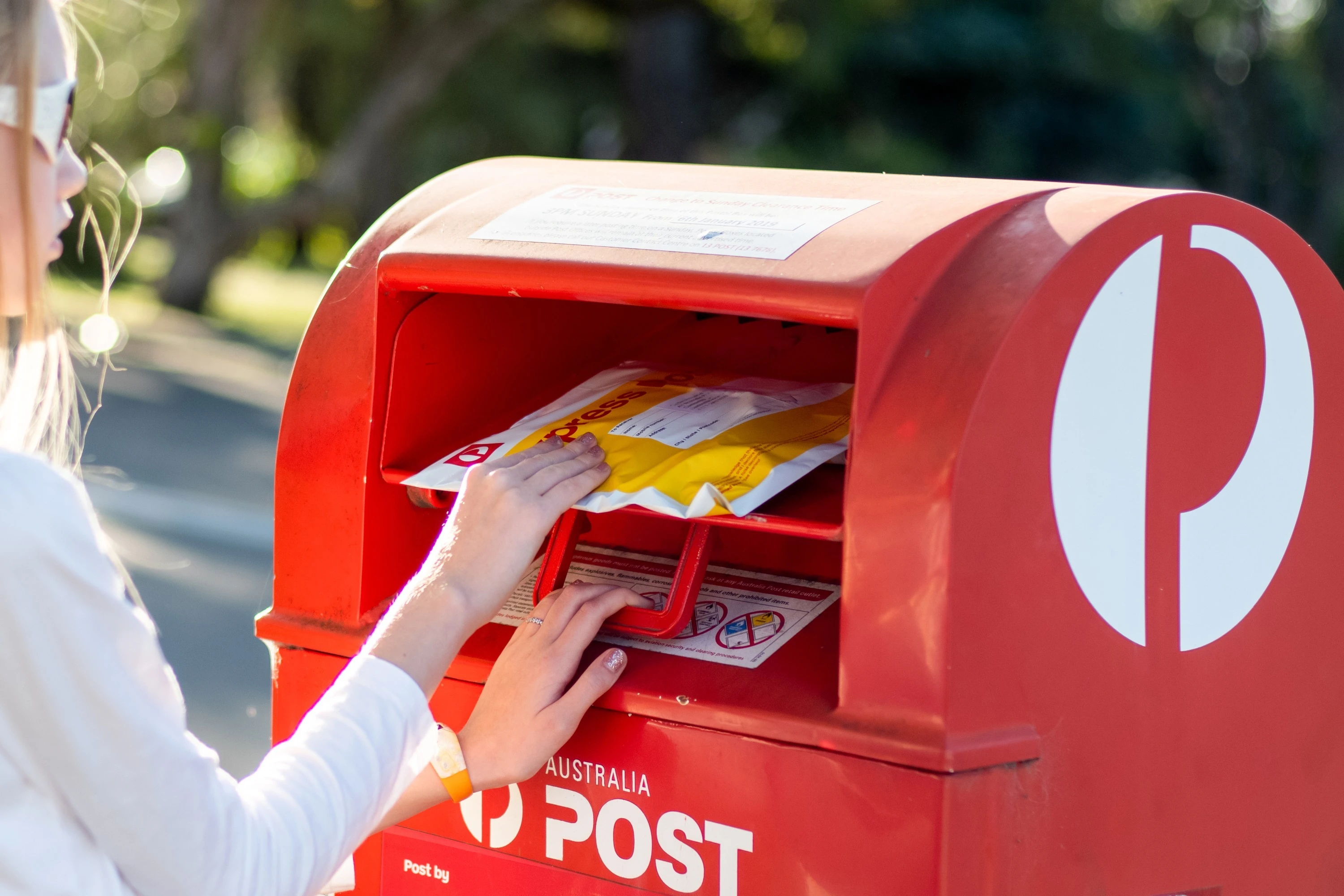 Australia Post services and prices explained