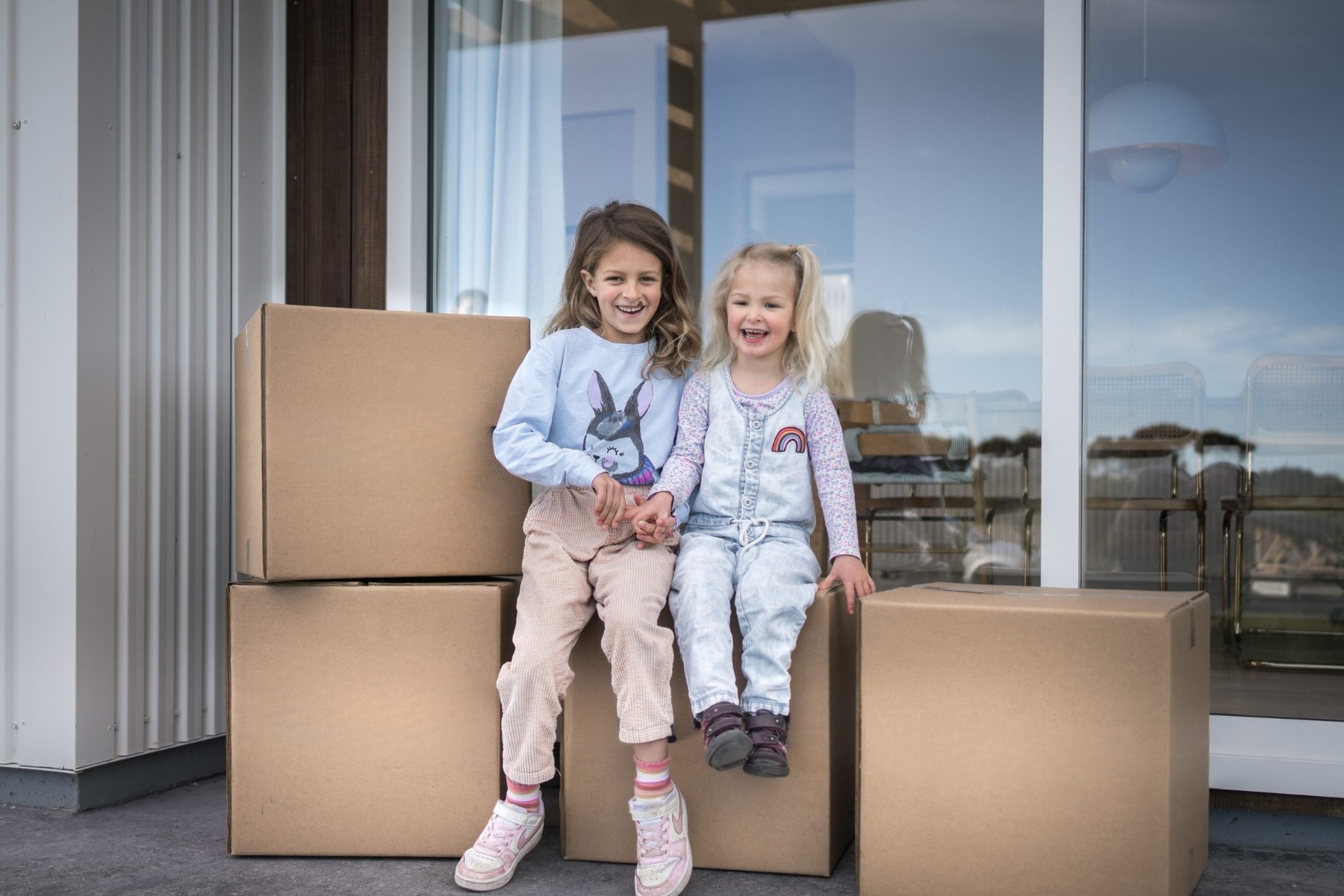 Moving house with kids without losing your patience or mind