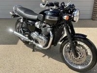 Motorcycle Triumph T120