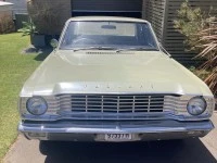 Chrysler Valiant