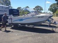 Small boat 4.55m aluminium runabout quintrex