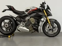 Motorcycle Ducati Streetfighter