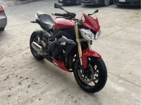 Motorcycle Triumph Street Triple 660