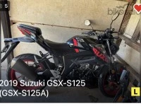 Motorcycle Suzuki GSX-125s