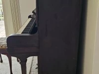 Lindahl Upright Piano