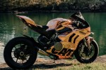 Motorcycle Ducati Panigale V4