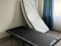 A single electronic bed base and mattress, A replacement king single w...