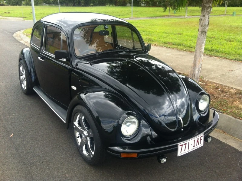 VOLKSWAGEN Beetle