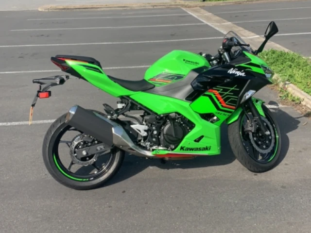 Motorcycle Kawasaki Ninja 400