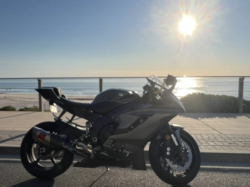 Motorcycle yamaha r6