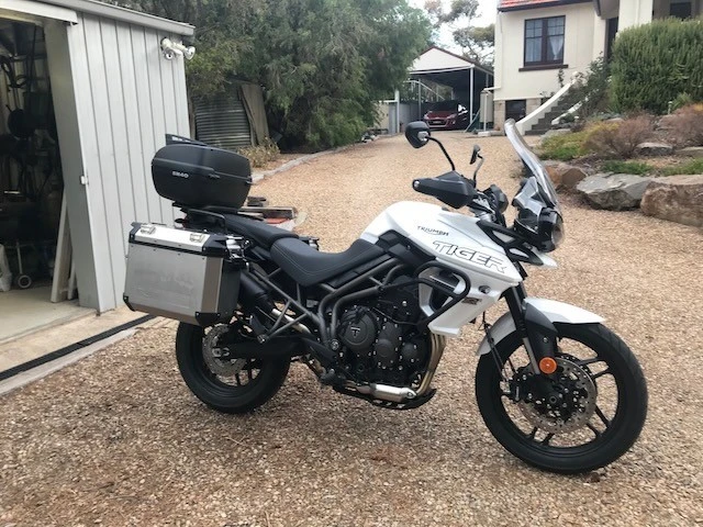 Motorcycle Triumph Tiger 800 XRX