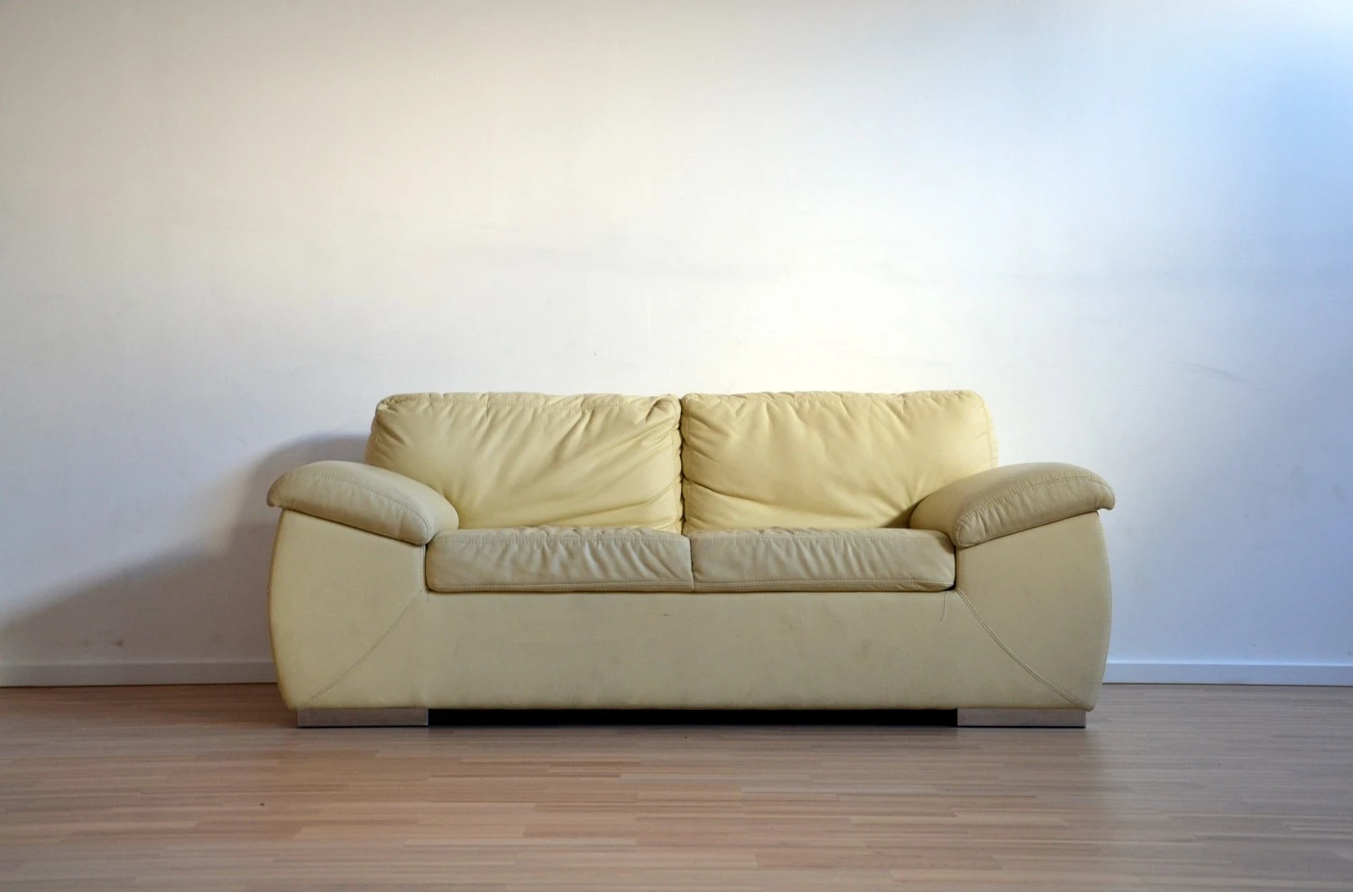 Guide on How to Move a Sofa