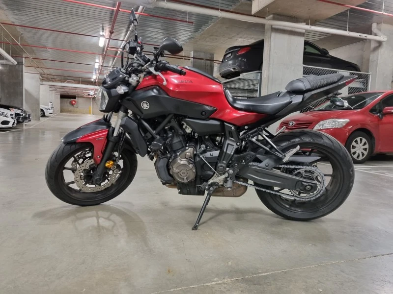 Motorcycle yamaha mt 07