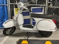 Motorcycle Vespa PX200