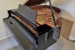 Yamaha GC1M piano