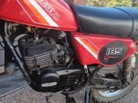 Motorcycle Suzuki Ts185