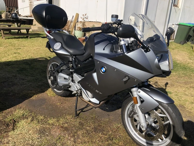 Motorcycle BMW F800St