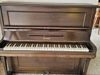 Lindahl Upright Piano
