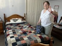 A single electronic bed base and mattress, A replacement king single w...