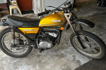 Motorcycle Yamaha Dt100
