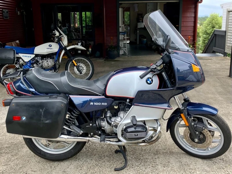 Motorcycle Bmw R100rs