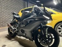 Motorcycle yamaha r6