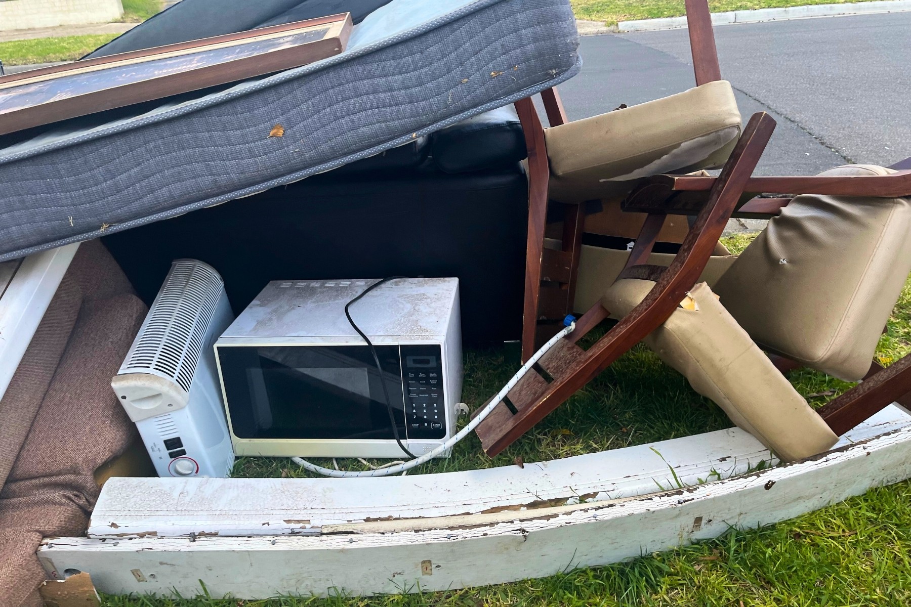 Pile of junk with unwanted household items