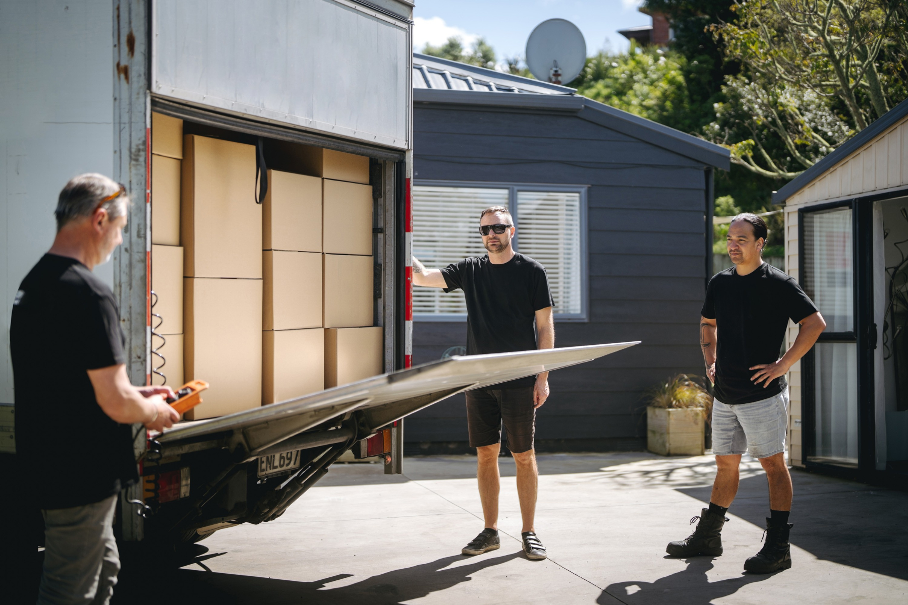 3 removalists and truck