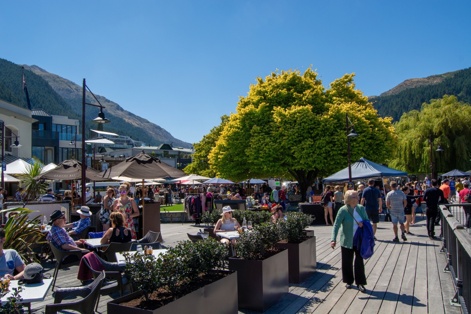 Enjoying sense of community in New Zealand