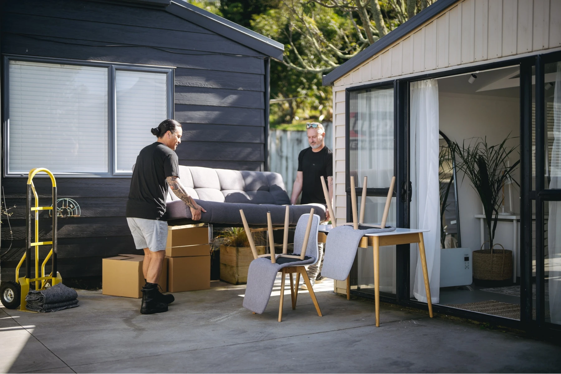 two removalists working