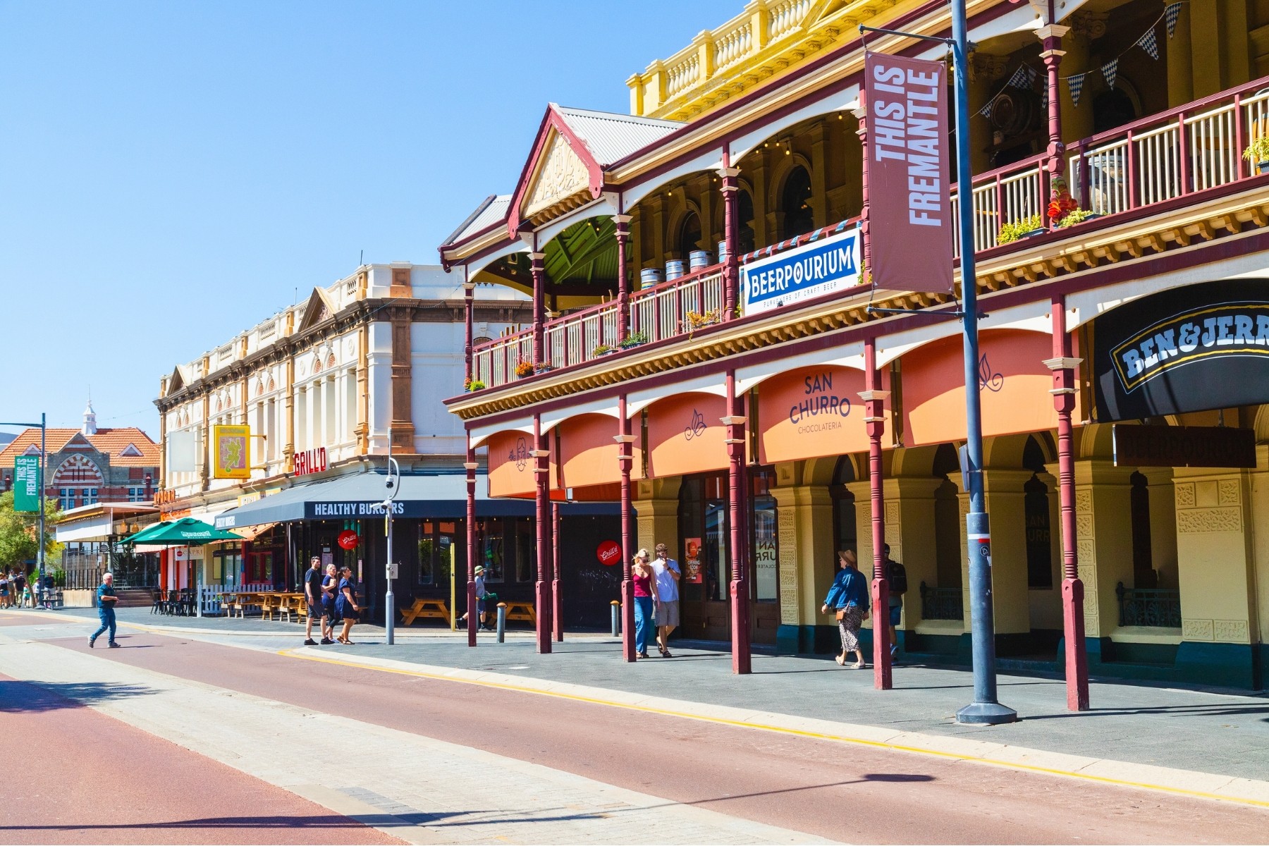 Historic streets of Fremantle, ideal for vibrant retirement in Perth