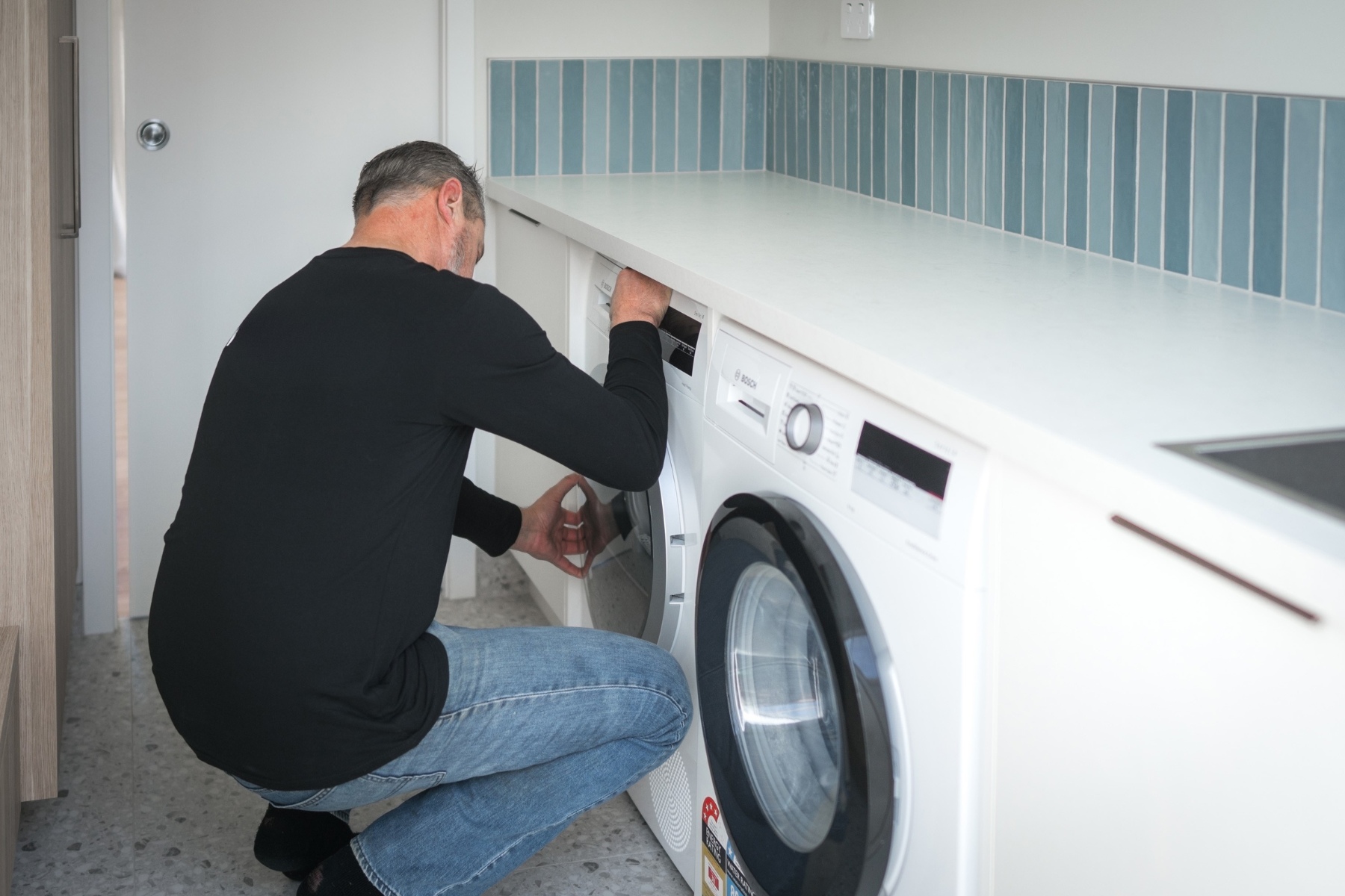 removalists moving washing machine